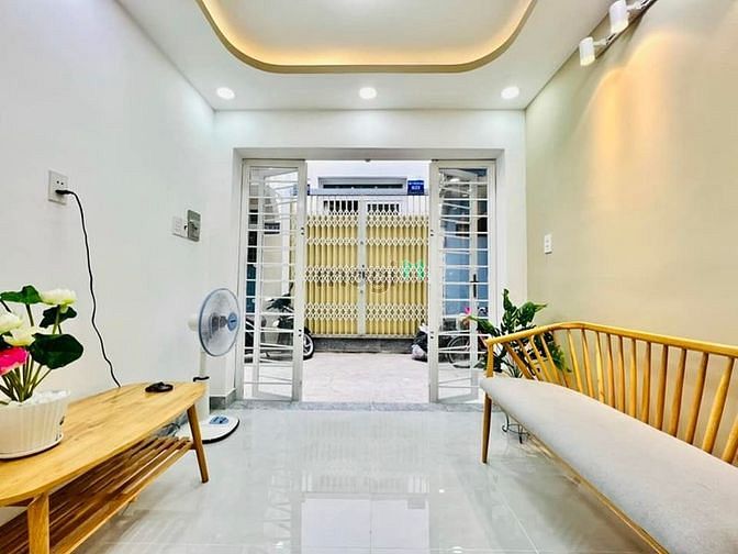 Hình ảnh MUA NHÀ MỚI bán Cô Giang Q1 49m2 3PN 3ty270 SHR