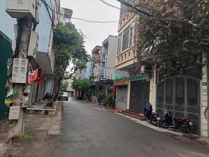 Hình ảnh Cần bán lô đất 50,5m2, đường Nguyễn Thái Học, Đồng Tiến, Hòa Bình
