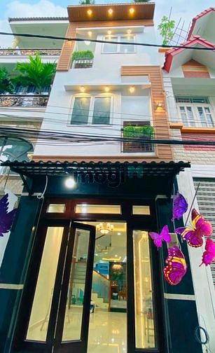 Hình ảnh HIẾM! Nhà Huỳnh Tấn Phát Q7 2tỷ690 3Pn 3wc SHR