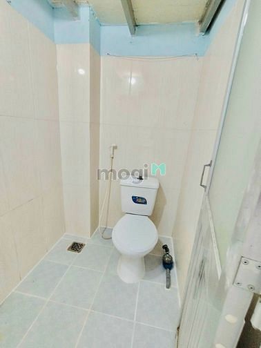 Hình ảnh Phòng Trọ Có Gác Ngay Ngã Tư Ga q12