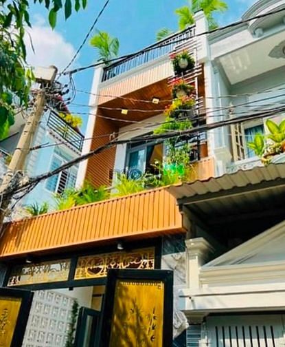 Hình ảnh NHÀ TRUNG TÂM Cô Giang Q1 2tỷ640 3PN 3wc