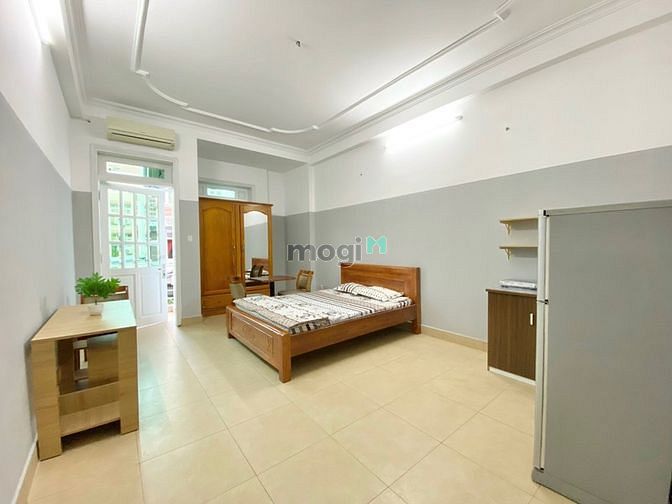 Hình ảnh Ban công - HOT Trần Não - 5.6Tr - Ở ngay