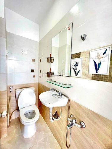 Hình ảnh Nhà ngay CHỢ LỚN QUẬN 6 1,7 Tỷ 62m2 SHR