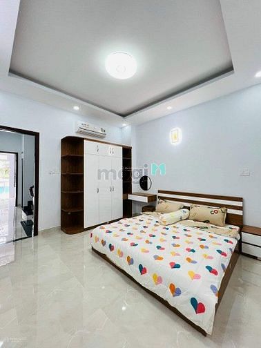 Hình ảnh Bán nhà HXH 8m CMT8, P13 , Q10.