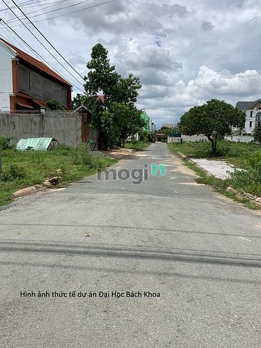 Hình ảnh Siêu thị đất nền gửi bán đất nền dự án ĐH Bách Khoa Phú Hữu Quận 9
