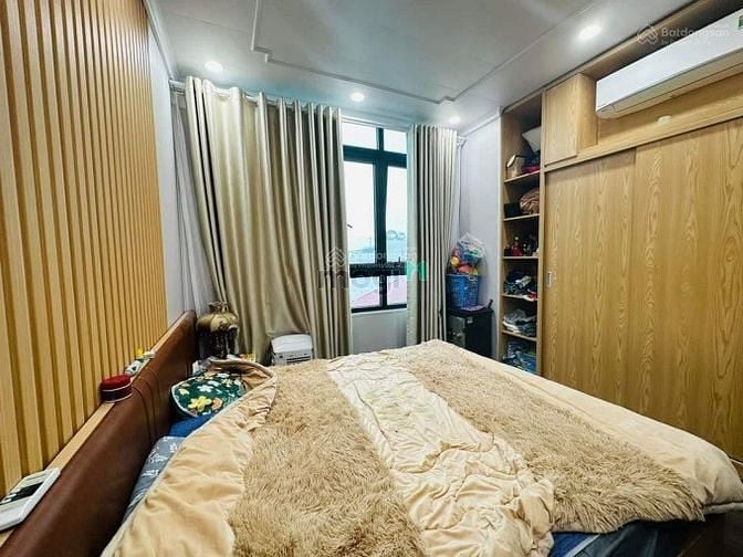 Hình ảnh Bán nhà đường nội bộ 8m,Thành Thái P14, Q10.