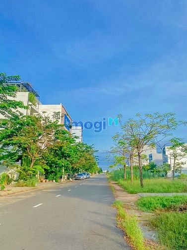 Hình ảnh Bán đất chính chủ đường 2 làn Diên Hồng siêu đẹp