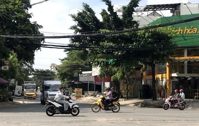 Hình ảnh Cho Thuê Nhà 8x16m Ngay Ngã Tư KDC Bình Hưng