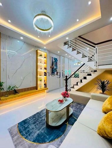 Hình ảnh Cô Hoa bán nhà LÝ CHIÊU HOÀNG Q6 59m2 1,4 Tỷ