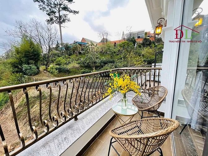 Hình ảnh Bán khách sạn mới Ba Tháng Tư P3 Đà Lạt phong cách Châu Âu đẳng cấp