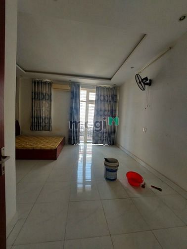 Hình ảnh Cho thuê nhà nguyên căn đẹp fun nội thất