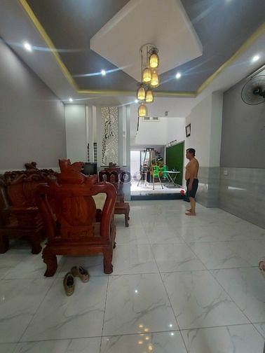 Hình ảnh Cho thuê nhà nguyên căn đẹp fun nội thất