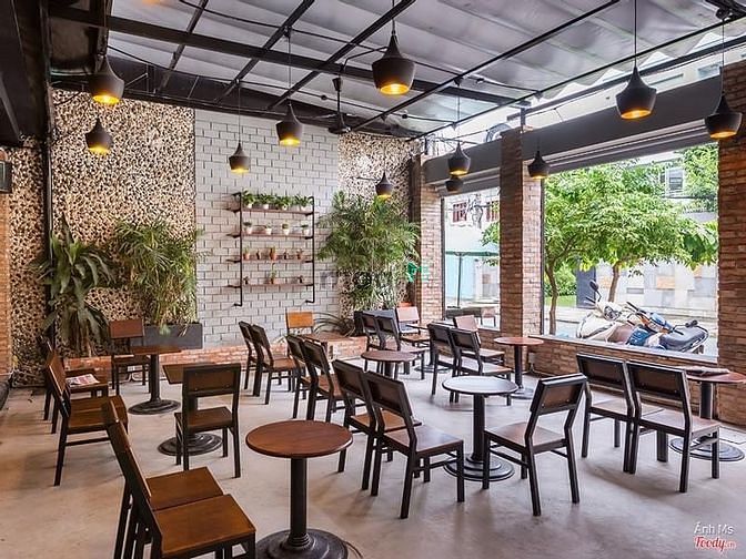 Hình ảnh Cho thuê nhà đẹp ngang 9m Bửu Long, Quận 10