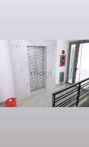 Hình ảnh Cần ra Căn biệt thự mặt tiền đường Lâm Văn Bền,Q7