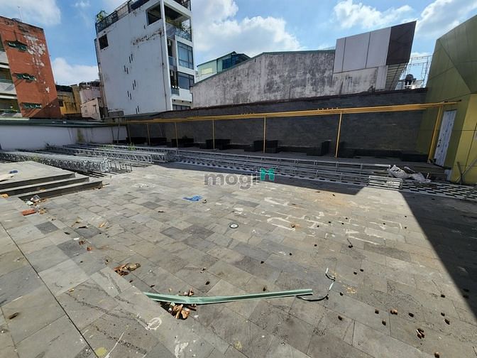 Hình ảnh ⭕Hiếm! Cho thuê lô đất MT Võ Văn Kiệt, Q1. DT 20x45m. có tường nền sẵn