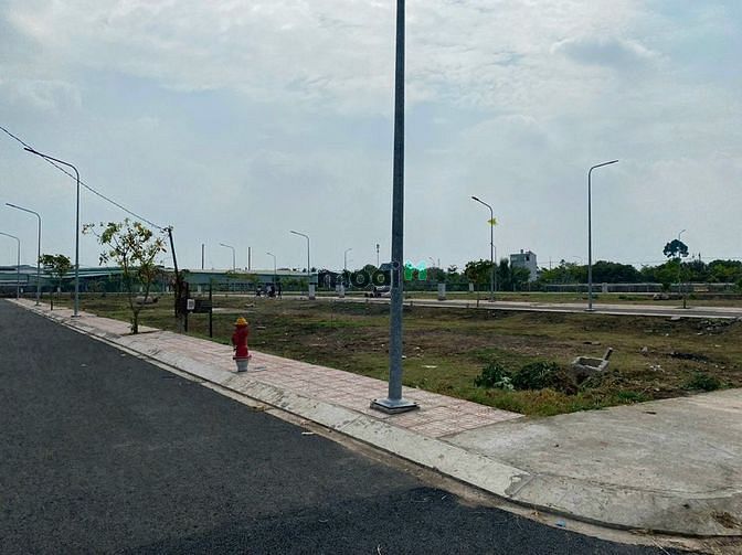 Hình ảnh Chủ Ngộp Cần Bán Lô Đất Ngay Chợ Việt Kiều - Củ Chi
