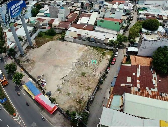 Hình ảnh Cho thuê đất 2000m2, Mặt tiền đường Phạm Văn Đồng, Giá 350tr/tháng