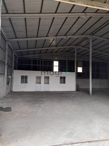 Hình ảnh Cho thuê kho dt 400m2 Giá 20tr Đặng Công Bỉnh