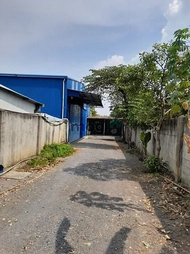 Hình ảnh Cho thuê kho dt 400m2 Giá 20tr Đặng Công Bỉnh