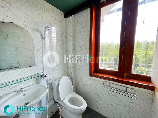 Hình ảnh Duplex Bancol Cửa Sổ Ngay Trung Tâm- liền Kề Sân Bay