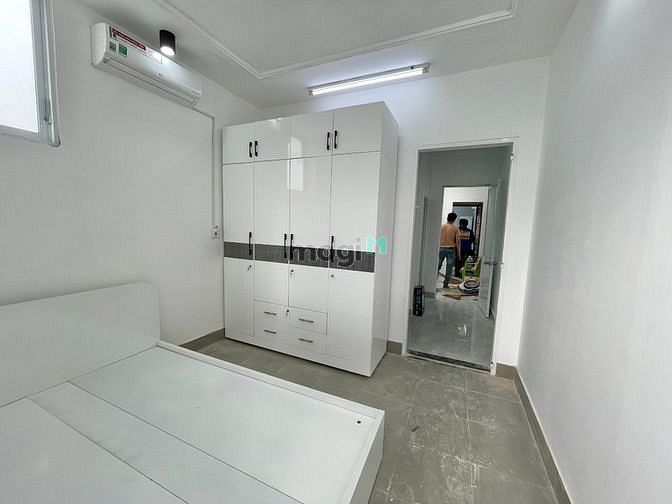 Hình ảnh Stuidio Full Nội Thất Bancol cửa sổ Siêu thoáng- kế bên Phan Xích Long