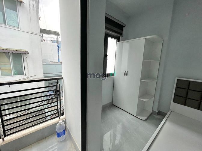 Hình ảnh Stuidio Full Nội Thất Bancol cửa sổ Siêu thoáng- kế bên Phan Xích Long