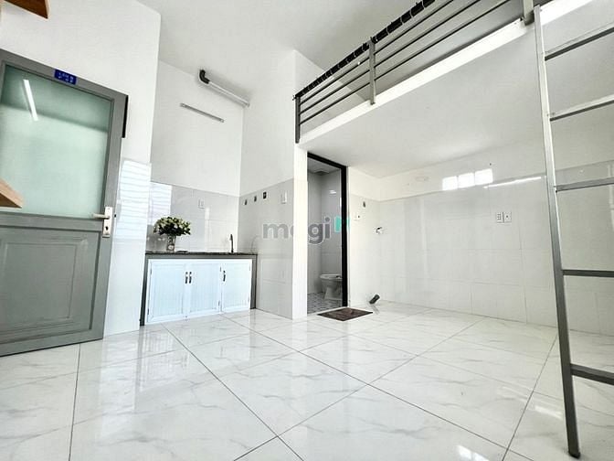 Hình ảnh Phòng 35m2 cửa sổ hướng trời khu vực Bình Thạnh