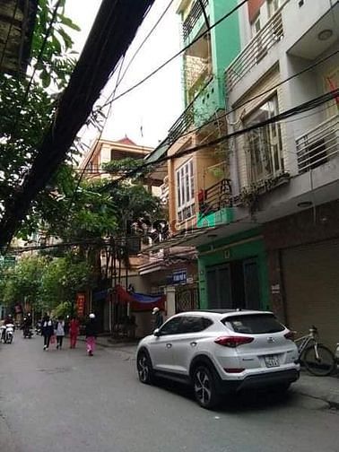 Hình ảnh Bán nhà đẹp Pháo Đài Láng, 42m2, 5 tầng, 4.85 tỷ