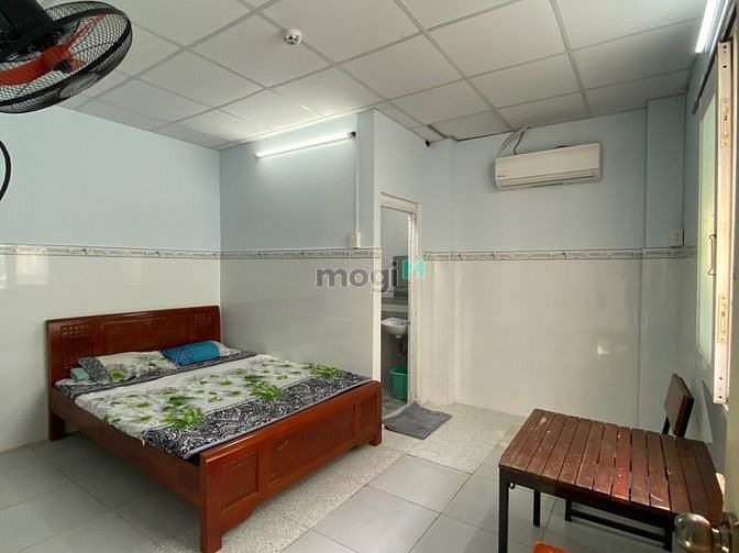 Hình ảnh Studio cửa sổ thoáng mát mới toanh