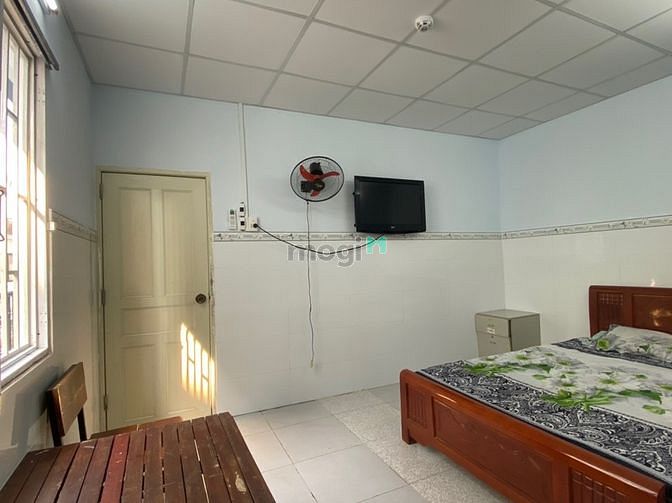 Hình ảnh Studio cửa sổ thoáng mát mới toanh