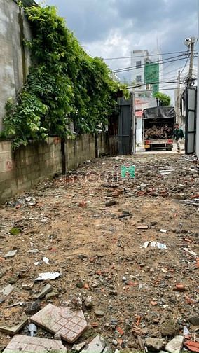 Hình ảnh Đất mặt tiền đường 215 (Hoàng Hữu Nam)