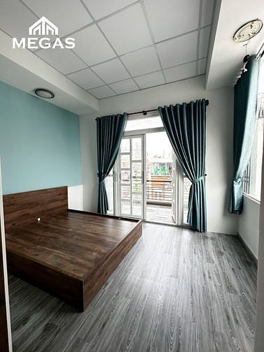 Hình ảnh Mb6623 nạp rút nhanh chóng ban công riêng ngay sát chân cầu Sài Gòn Quận 2