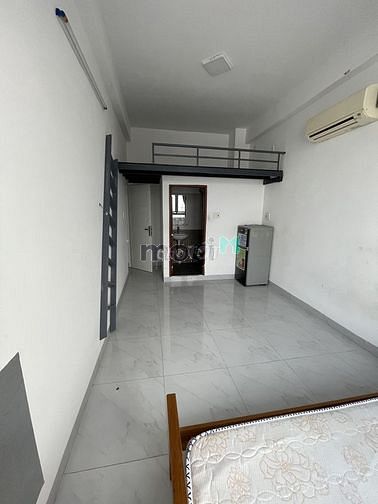 Hình ảnh Phòng mới gần Nguyễn Kiệm, từ 3tr5