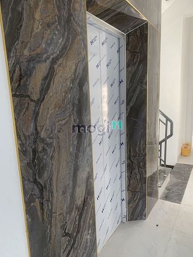Hình ảnh Phòng mới gần Nguyễn Kiệm, từ 3tr5