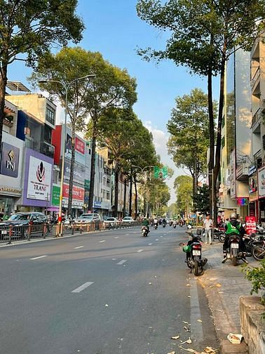 Hình ảnh Cho Thuê Nhà Mặt Tiền Đường 3/2 Quận 10