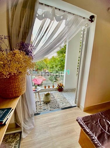 Hình ảnh Studio full nội thất ban công lớn KDC Trung Sơn