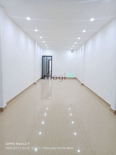 Hình ảnh Cho Thuê Nhà Mặt Tiền Ký Con, Quận 1 Có Thang Máy