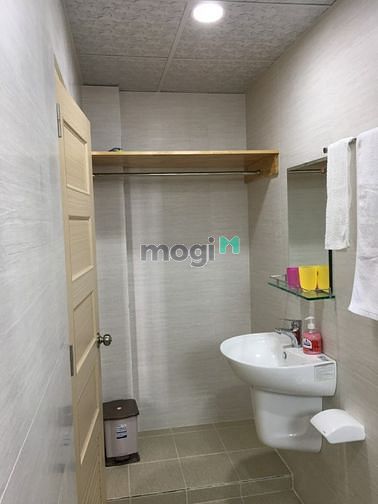 Hình ảnh CHDV Full NT - ở liền - ban công - gần cầu Tân Thuận Q4
