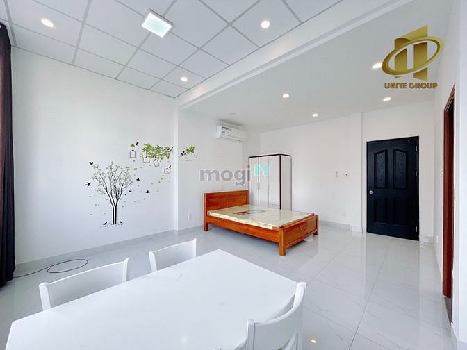 Hình ảnh Studio cửa sổ lớn nằm ngay trung tâm Quận 7