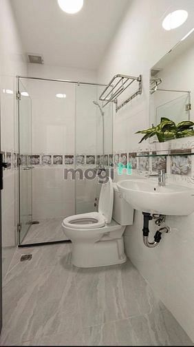 Hình ảnh Studio bancon full nội thất gần Đại học UFM Cầu Tân Thuận Q7