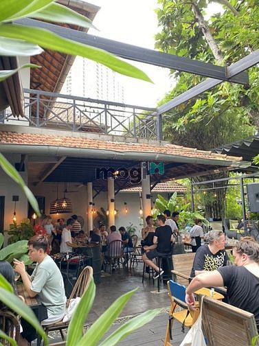 Hình ảnh Cho thuê Biệt thự sân vườn Thảo Điền, DTSD 1700m2