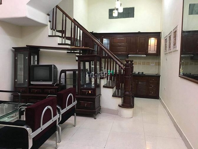 Hình ảnh Cho thuê nguyên căn 4 ngủ giá rẻ Thái Thịnh, Đống Đa.