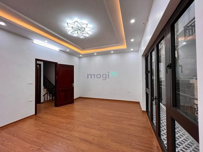 Hình ảnh Bán nhà xây mới Thái Thịnh, 55m2, 5 tầng, mt 5m, 8.2 tỷ