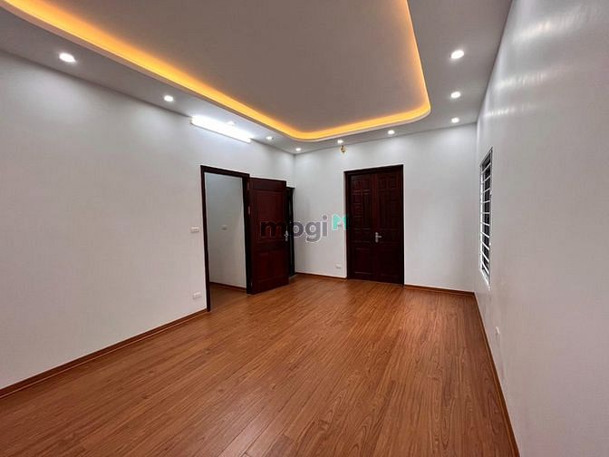 Hình ảnh Bán nhà xây mới Thái Thịnh, 55m2, 5 tầng, mt 5m, 8.2 tỷ