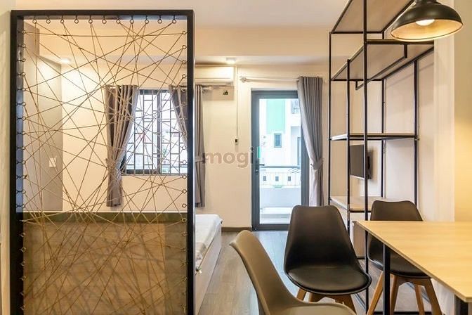Hình ảnh Cho thuê phòng bancol full nội thất ngay quận 11