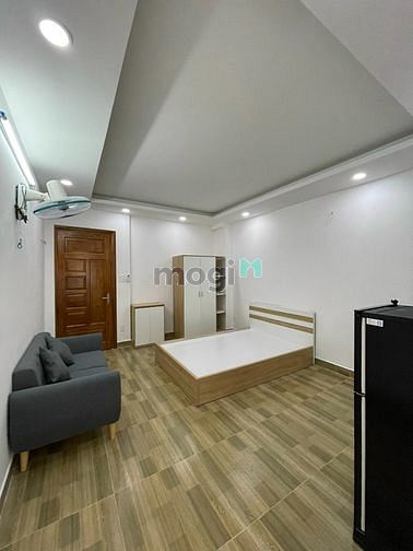 Hình ảnh Studio full nội thất có cửa sổ thoáng mát ngay Hoàng Hoa Thám Tân Bình