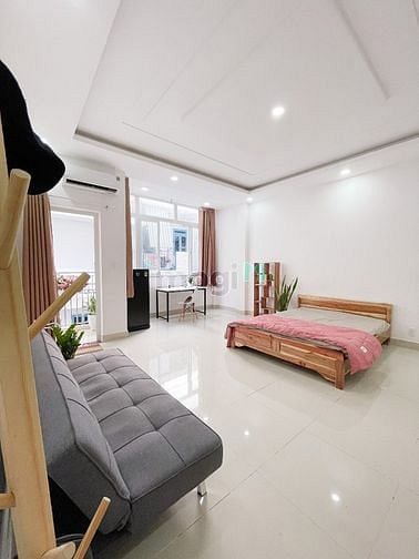 Hình ảnh Ngay chung cư Hà Đô - Ban Công - Thang máy - Hầm xe