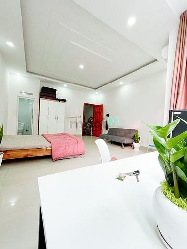 Hình ảnh Ngay chung cư Hà Đô - Ban Công - Thang máy - Hầm xe