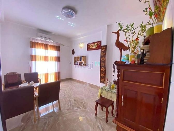 Hình ảnh Bán nhà tên lửa, bình tân, 4 tầng . 60m2, hẻm xe hơi,