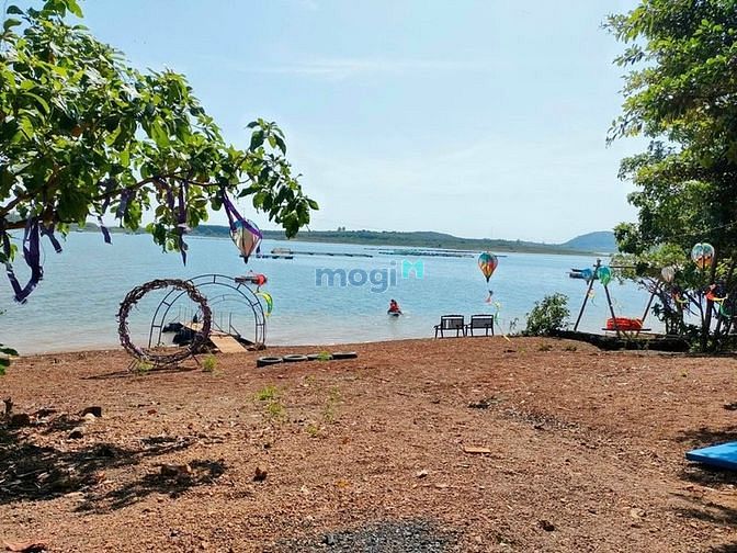 Hình ảnh Đất thổ cư ven hồ - Giá chỉ 280t sở hữu 250m2 có sẵn 100m2 thổ cư